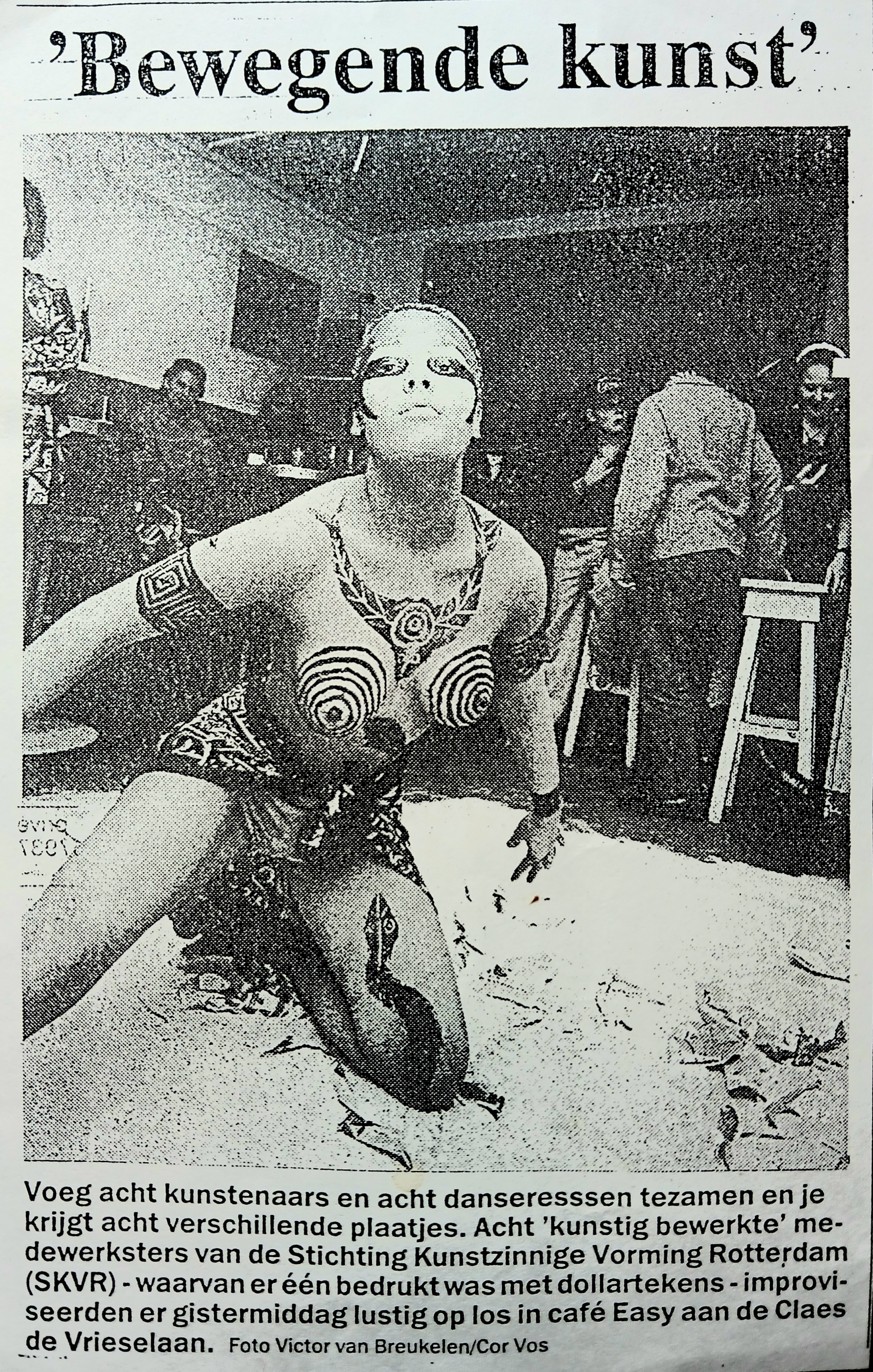 Article on BodyPaint Show  at Cafe Galery Easy Rotterdam